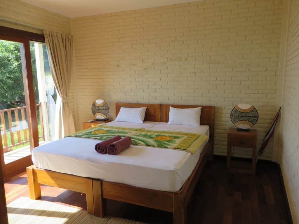 amed resort hotel room double bed