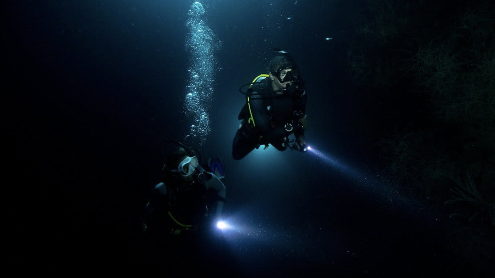 Advanced open water night dive jukung dive