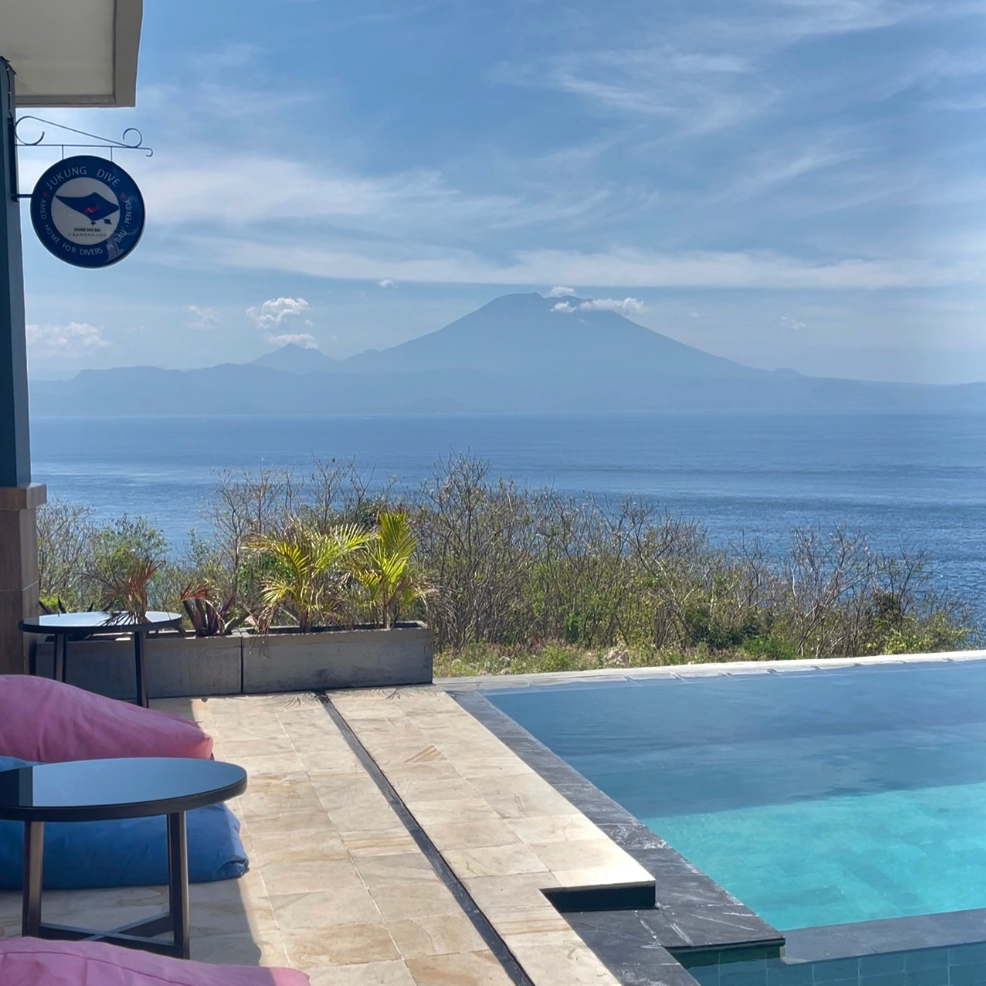 Infinity pool and ocean views at Jukung Dive Resort Nusa Penida